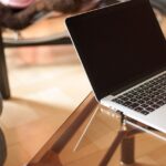 Jak wygląda szkolenie okresowe BHP online (e-learning): przebieg, test i certyfikat, z uwzględnieniem przepisów
